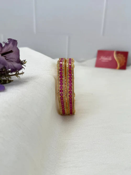 Luxurious   Stone   Bangles   7062